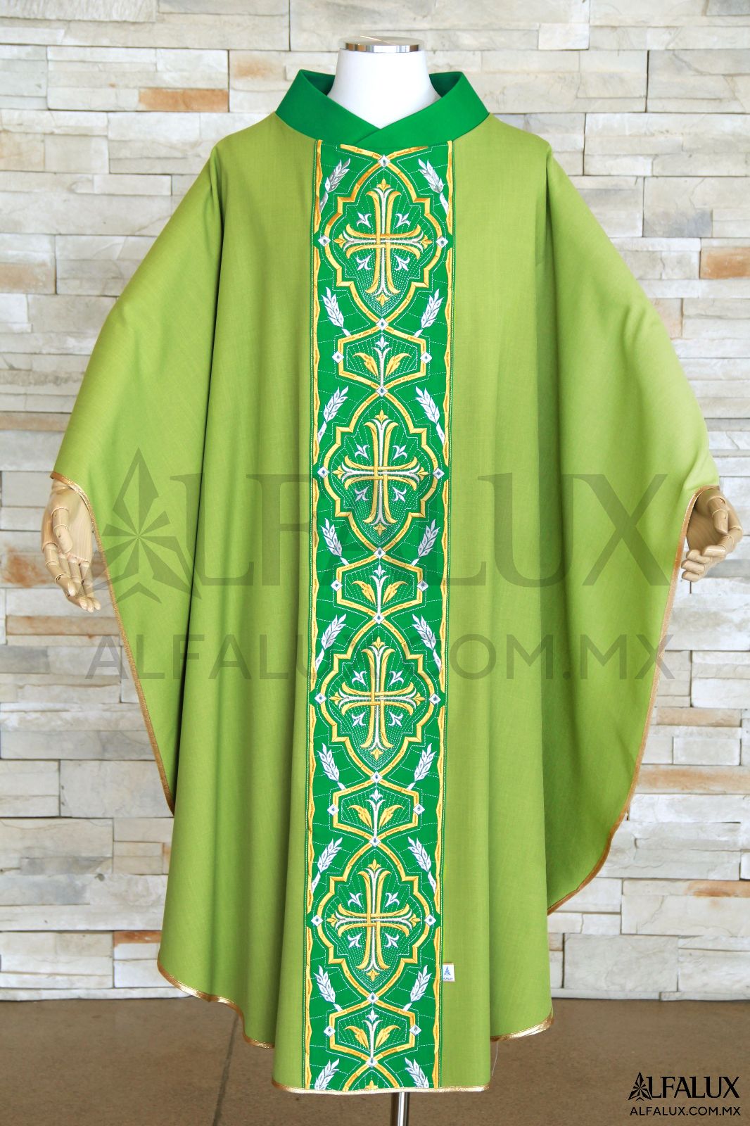 04 IMPERIAL2 Alfalux Casulla Verde Manzana Bandera Central 200 (1)